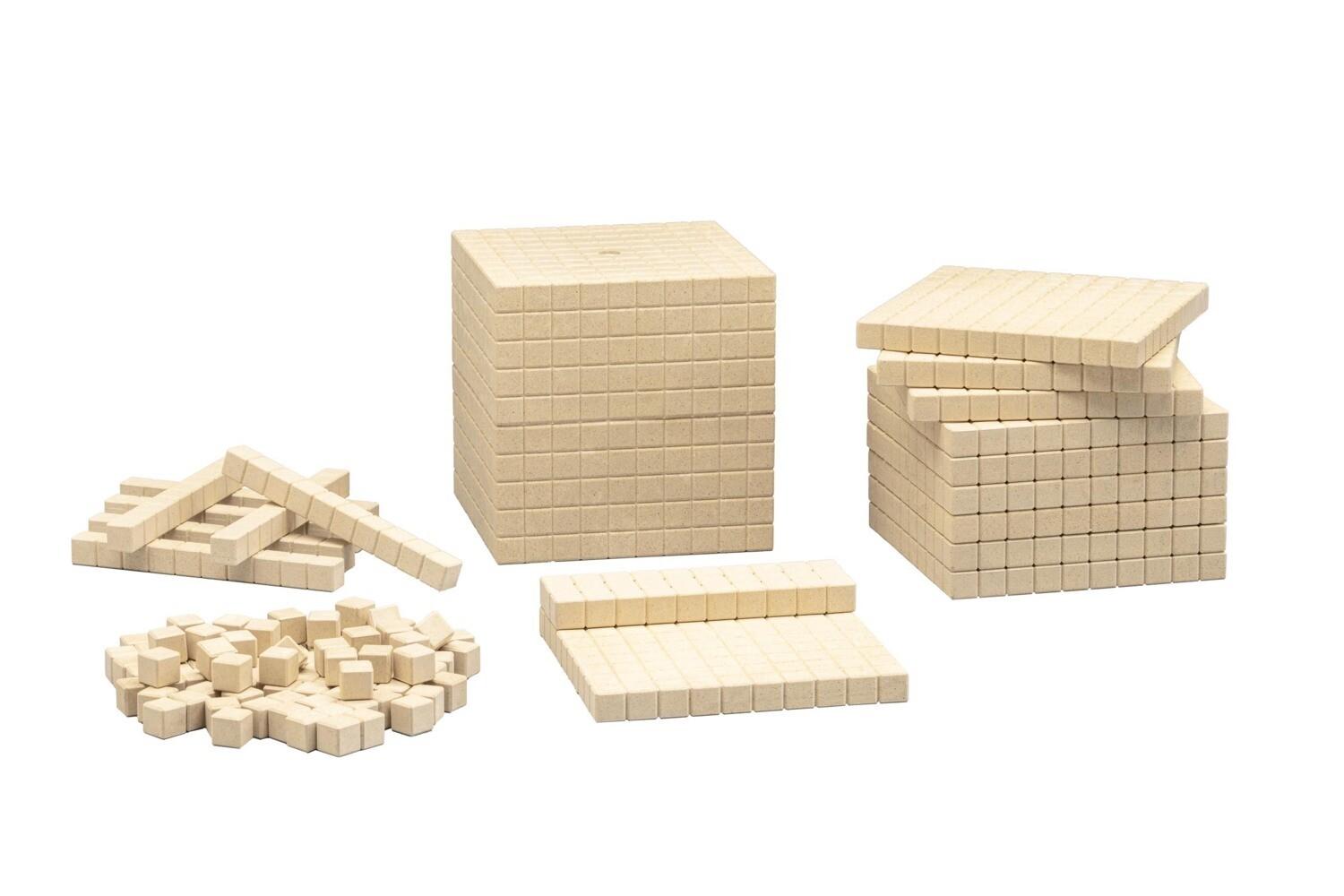 Dienes Grundsortiment aus RE-Wood®, 121 Teile