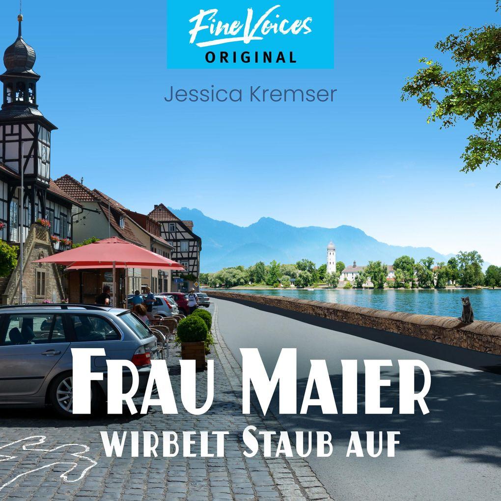 Frau Maier wirbelt Staub auf