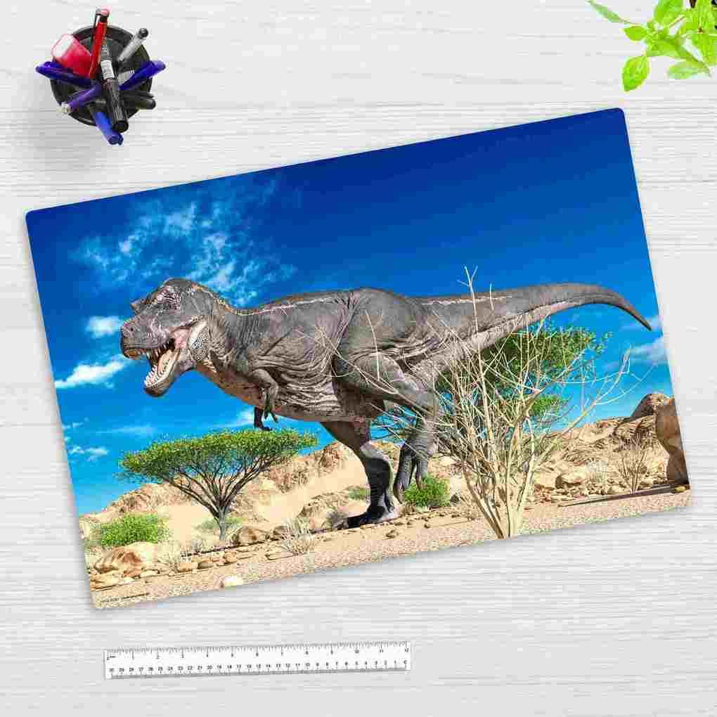 Cover-your-desk Schreibtischunterlage für Kinder und Erwachsene Hungriger T-Rex auf der Suche nach Beute, aus hochwertigem Vinyl , 60 x 40 cm