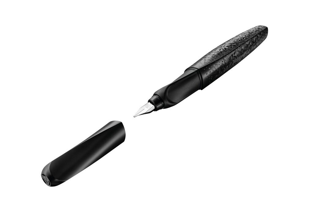 Pelikan Füller Twist® structure für Rechts- und Linkshänder, Black, Feder M