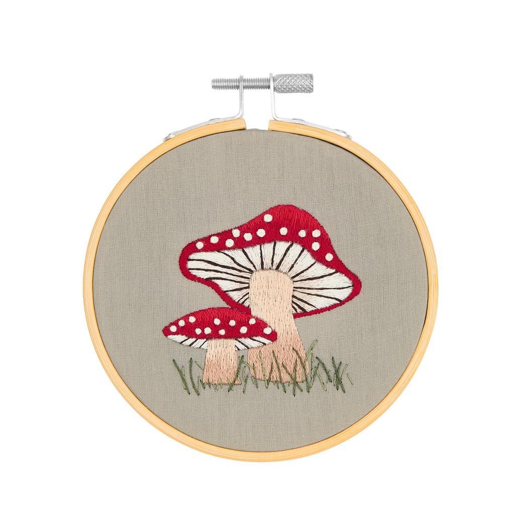 Stickpackung Vorgezeichnet, Shroom kleine Pilze, inkl. Stickring Ø 10 cm