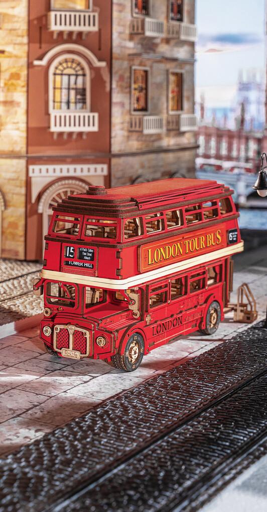 Booknook: London Tour Bus