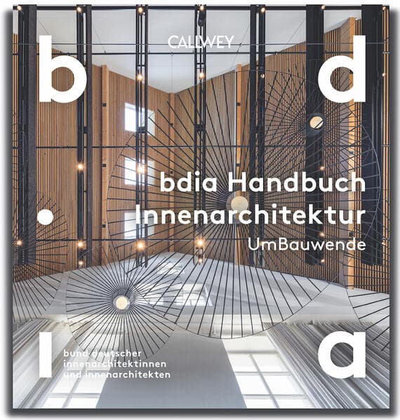 BDIA Handbuch Innenarchitektur 2025/26 - UmBauwende